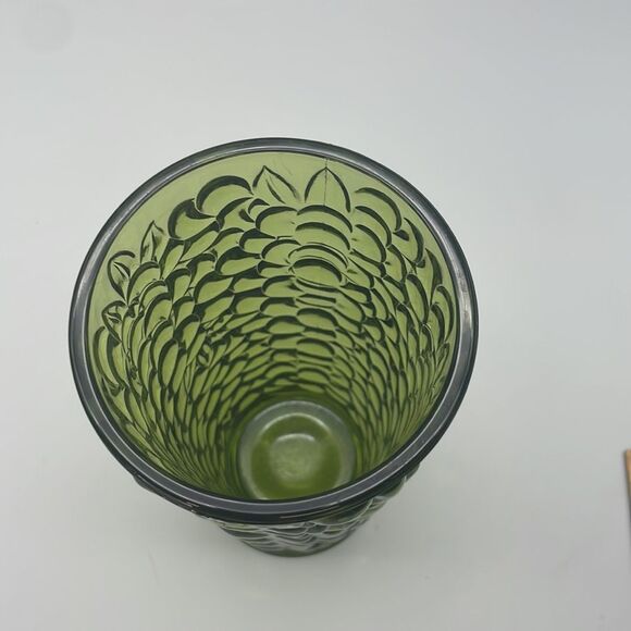 MCM Indiana Glass Vase Pressed Grape Pattern Avocado 1970s - Picture 12 of 16